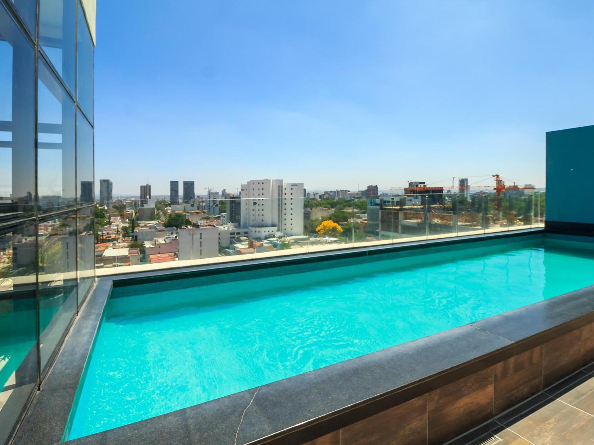 Апартаменты Tribu Sonata With Pool Гвадалахара Экстерьер фото